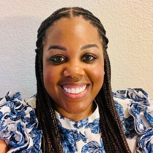 Meet your Posher, Whitney